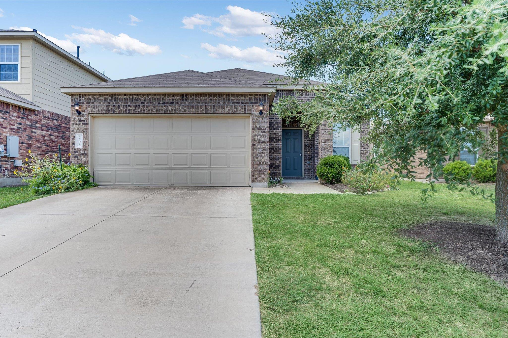 262 Martha Dr, Buda, TX 78610