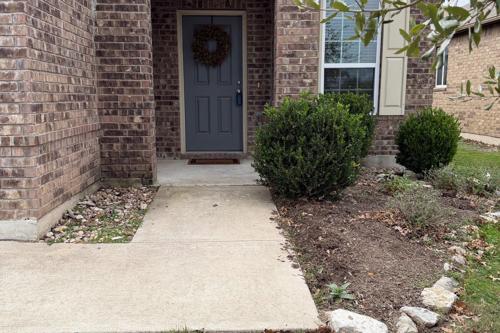 262 Martha Dr, Buda, TX 78610