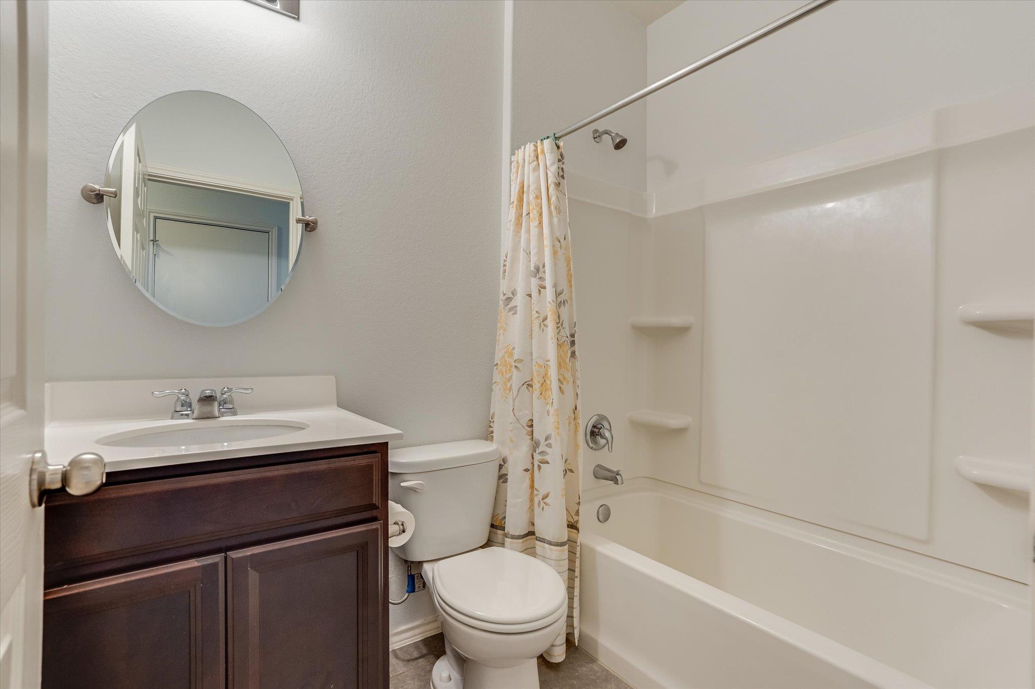 262 Martha Dr, Buda, TX 78610