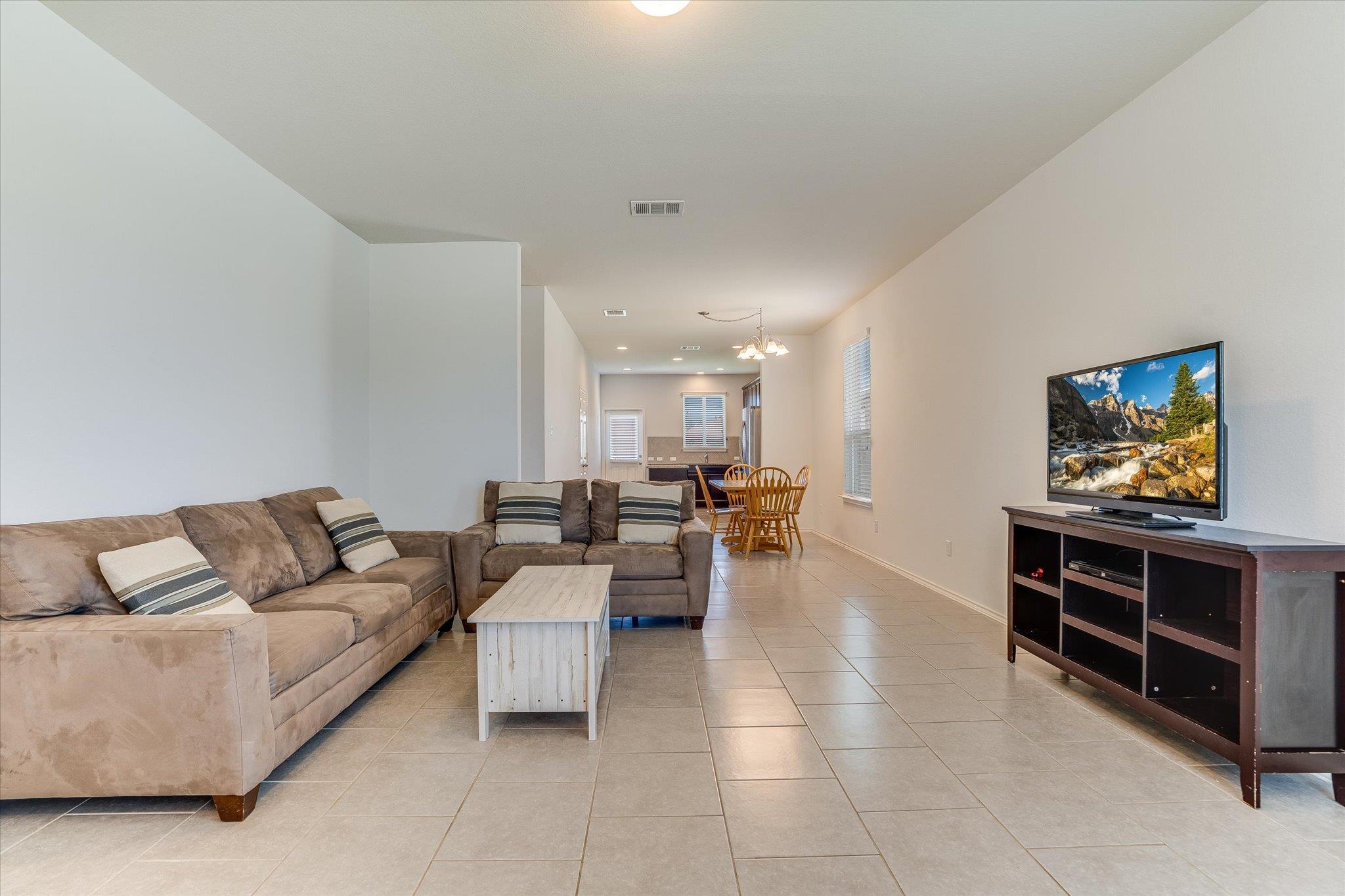 262 Martha Dr, Buda, TX 78610