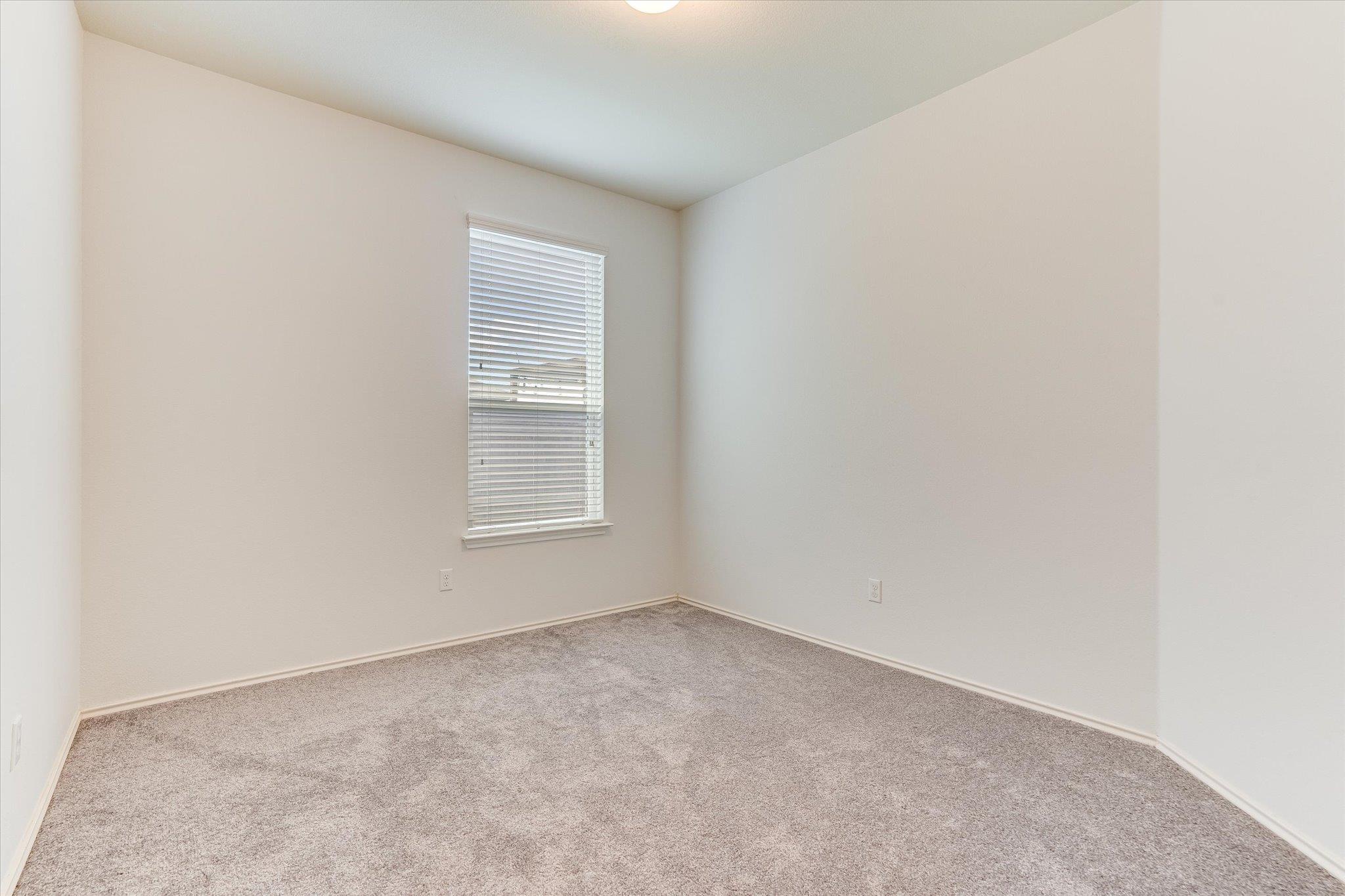 262 Martha Dr, Buda, TX 78610