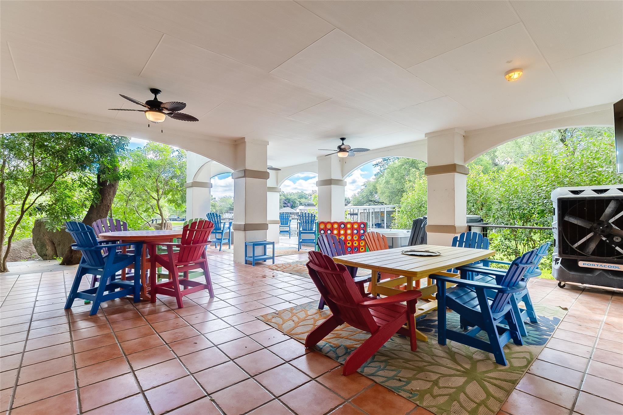 327 Elm Lodge Dr, Kingsland, TX 78639