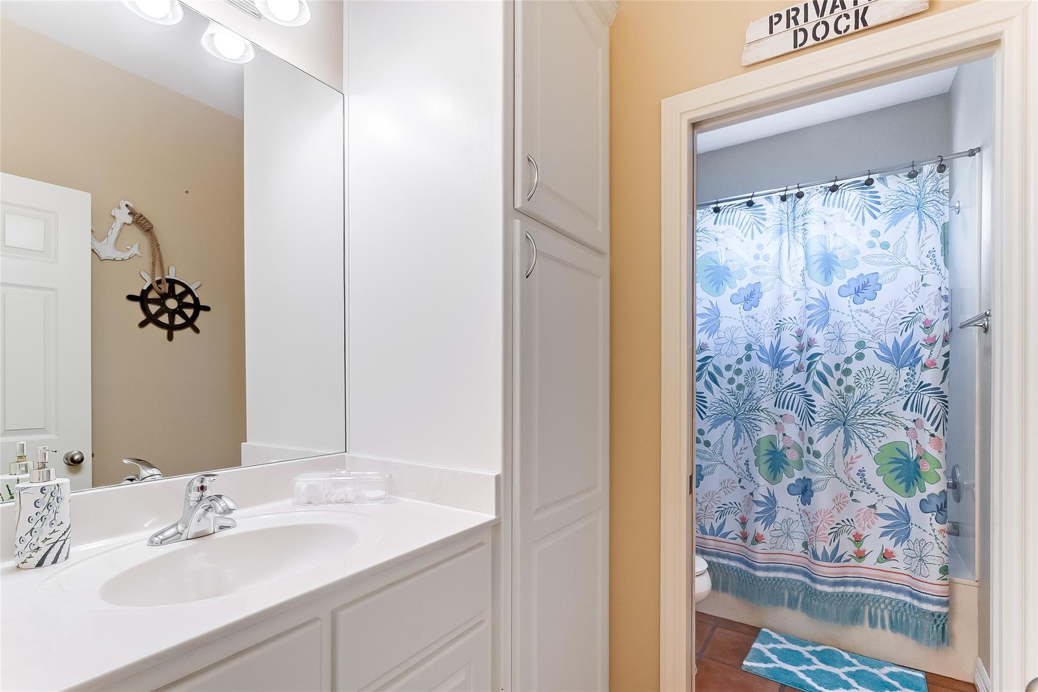 327 Elm Lodge Dr, Kingsland, TX 78639