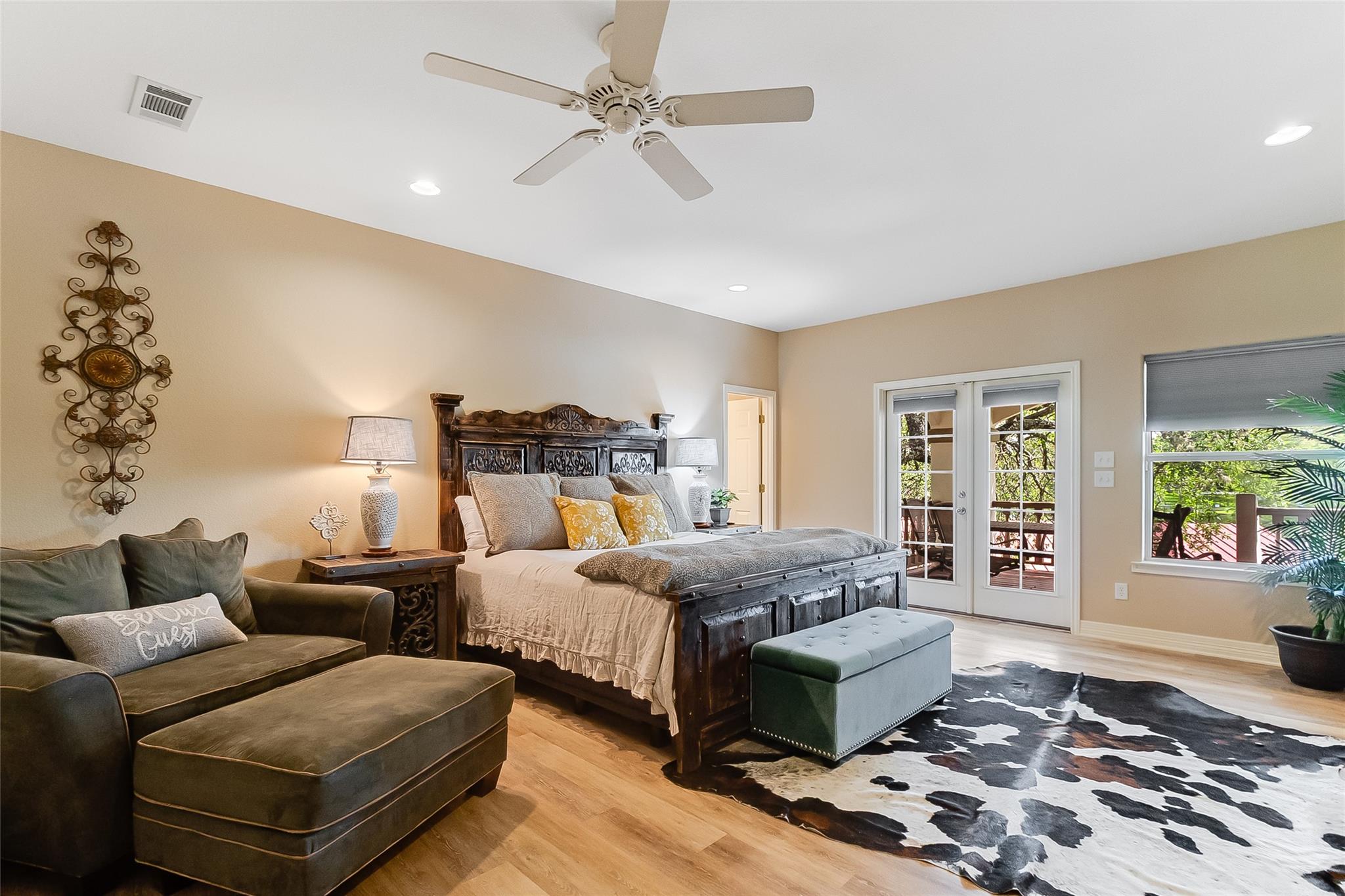 327 Elm Lodge Dr, Kingsland, TX 78639