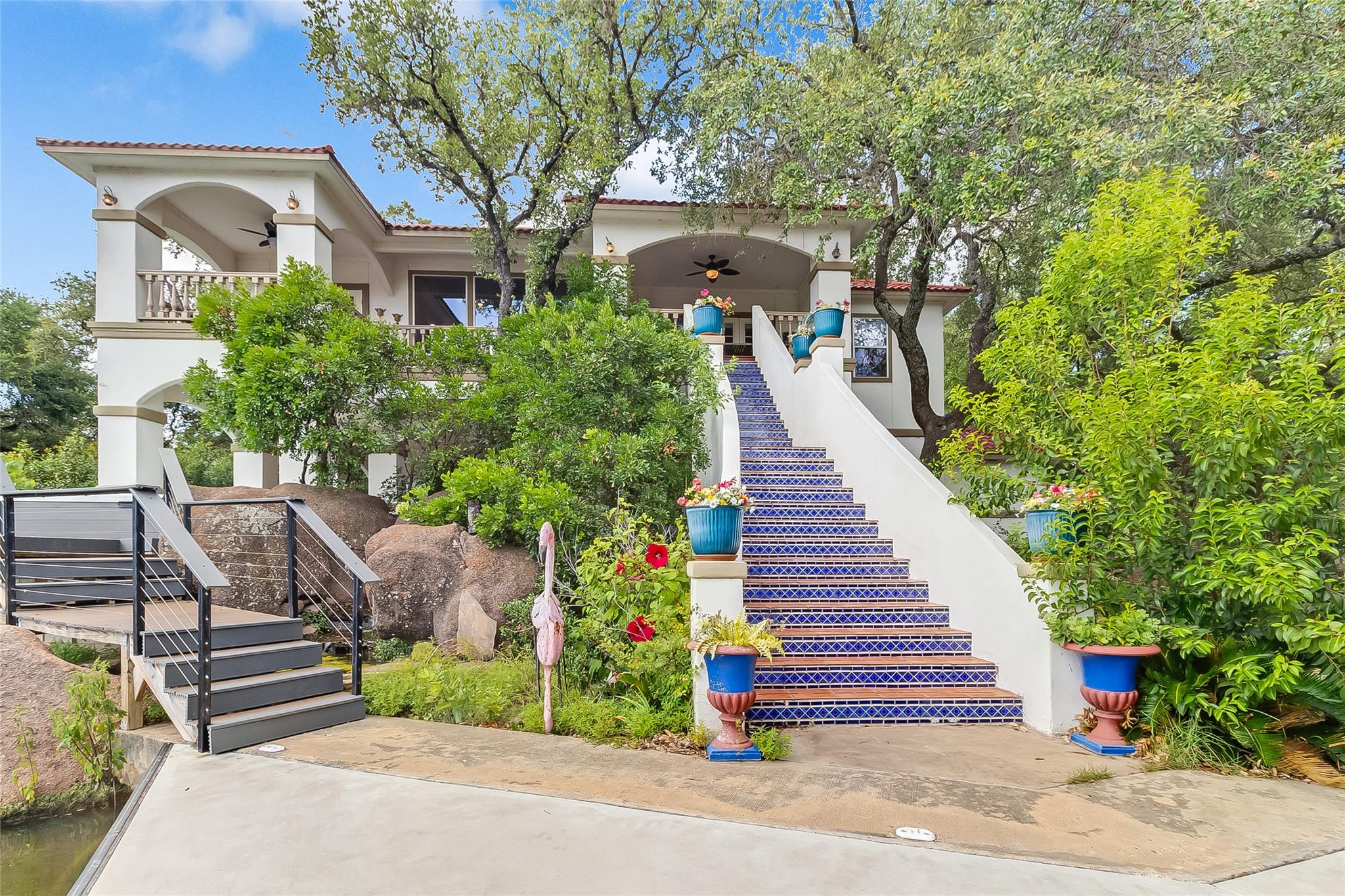 327 Elm Lodge Dr, Kingsland, TX 78639