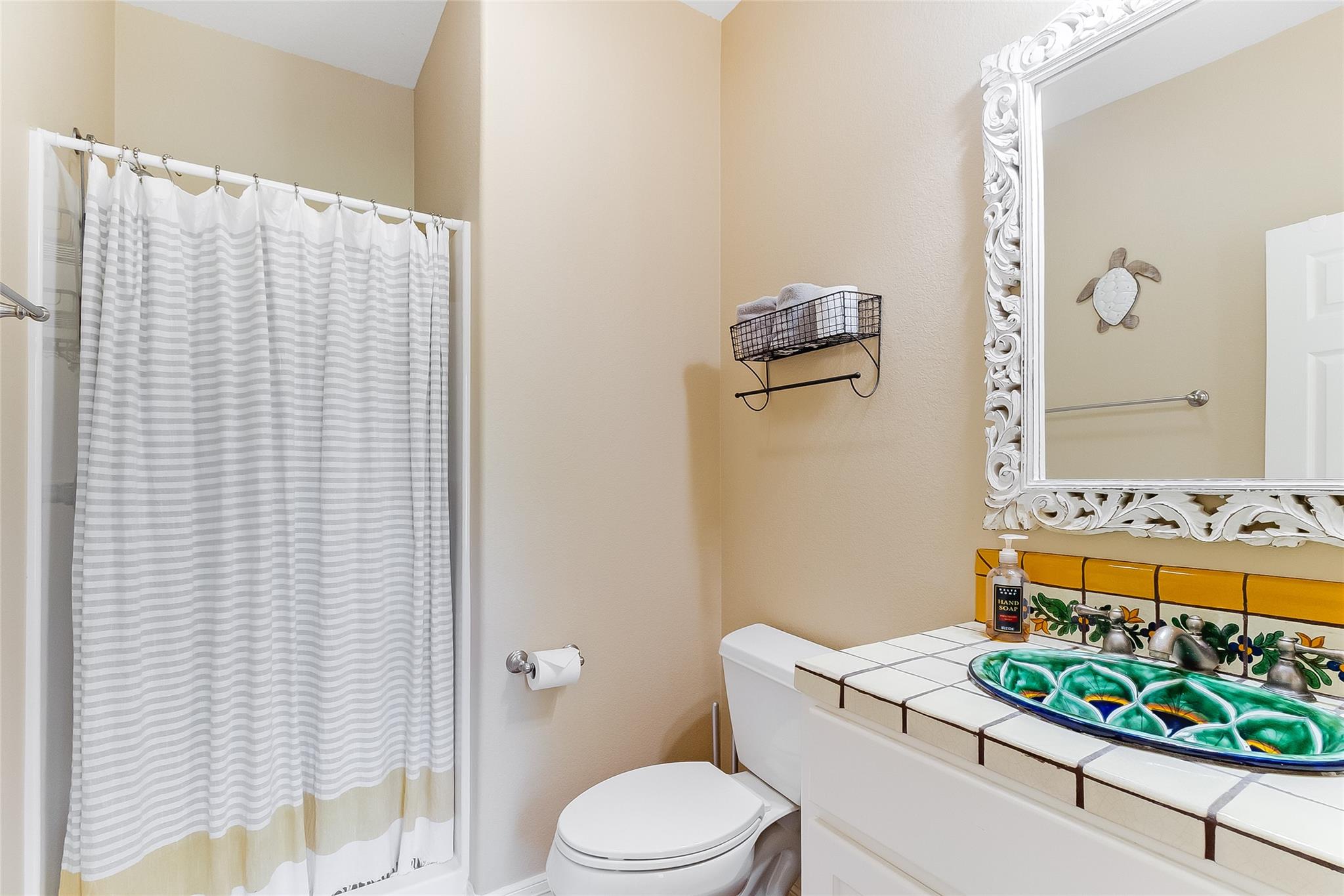 327 Elm Lodge Dr, Kingsland, TX 78639