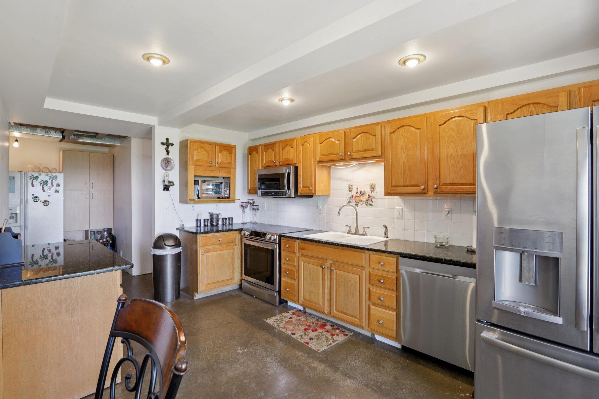 6401 Muleshoe Bend Trl, Marble Falls, TX 78654