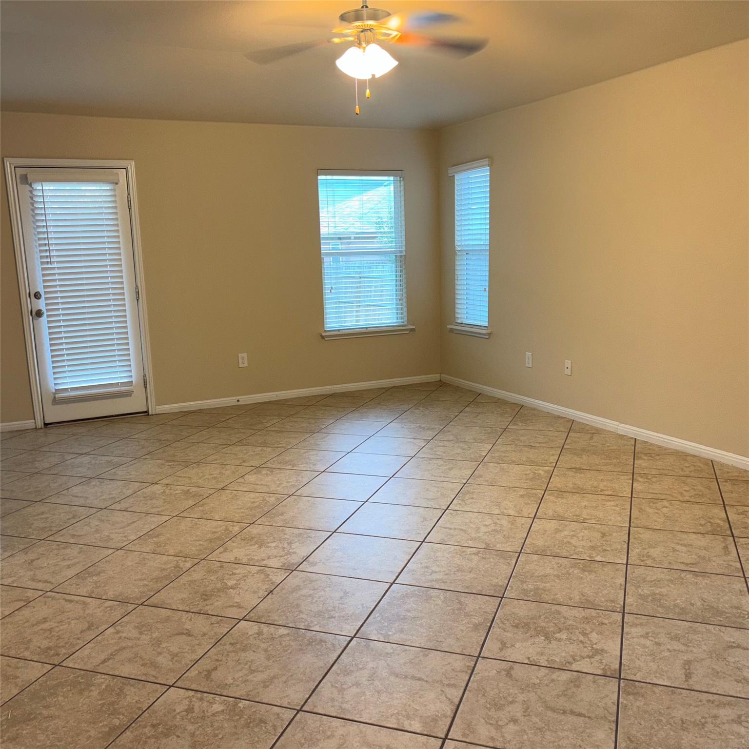 208 Moulins Ln, Georgetown, TX 78626