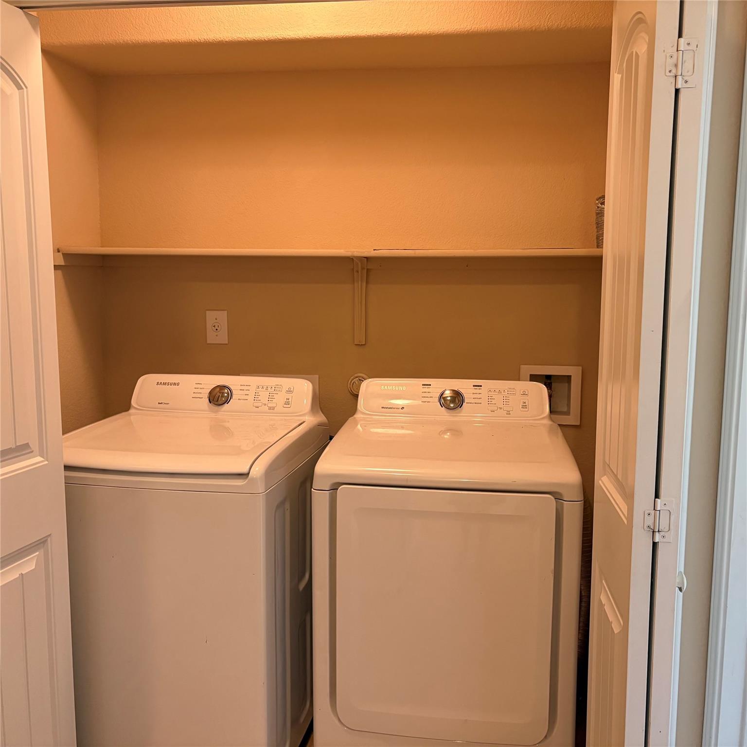 208 Moulins Ln, Georgetown, TX 78626