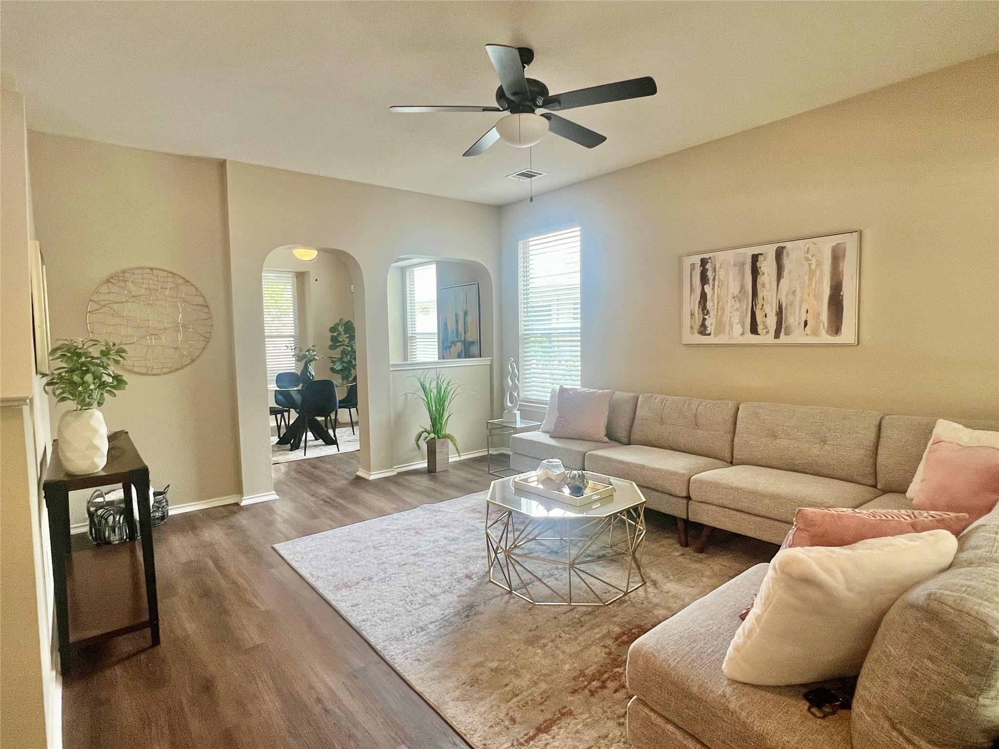 144 Sampson, Kyle, TX 78640