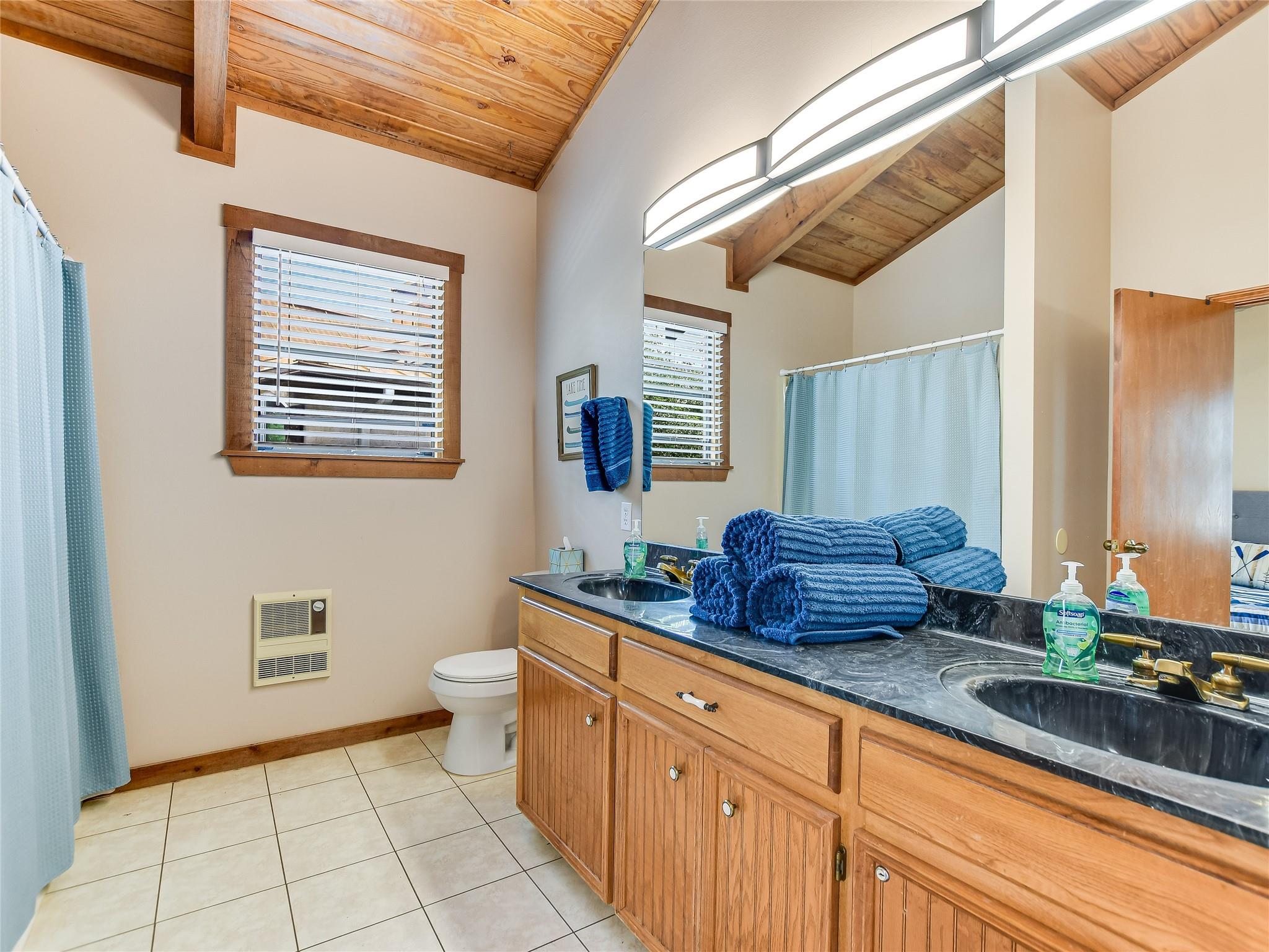 3714 PARLIAMENT Cv, Lago Vista, TX 78645