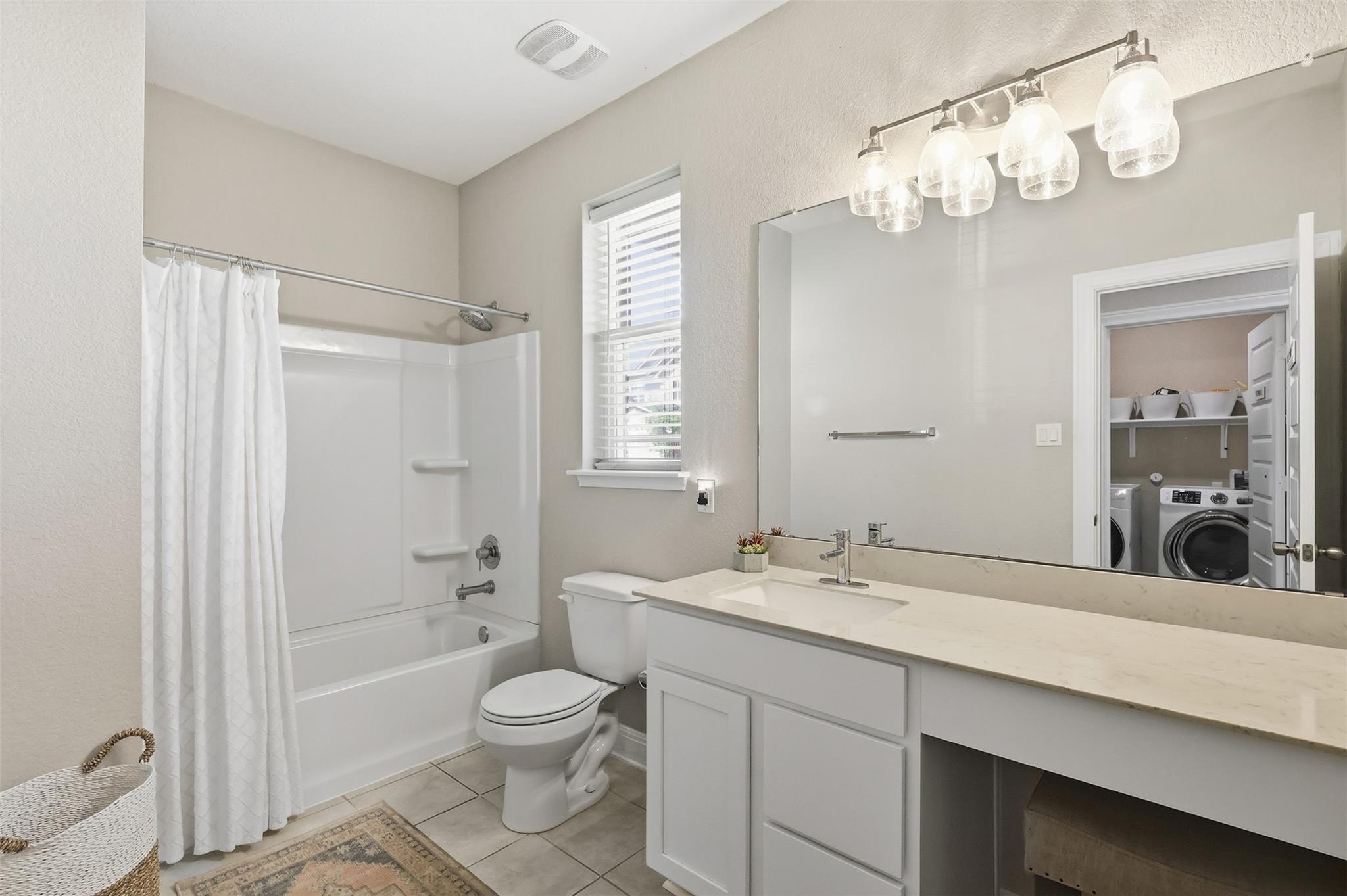 101 Muenster Dr, Hutto, TX 78634