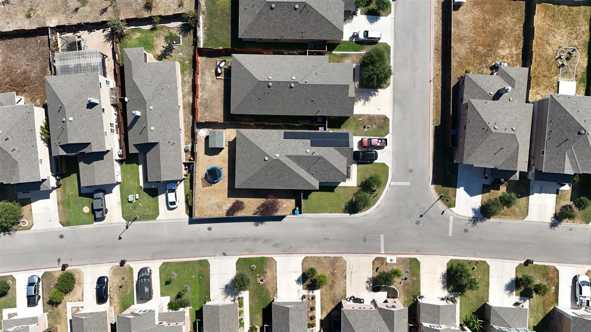 101 Muenster Dr, Hutto, TX 78634