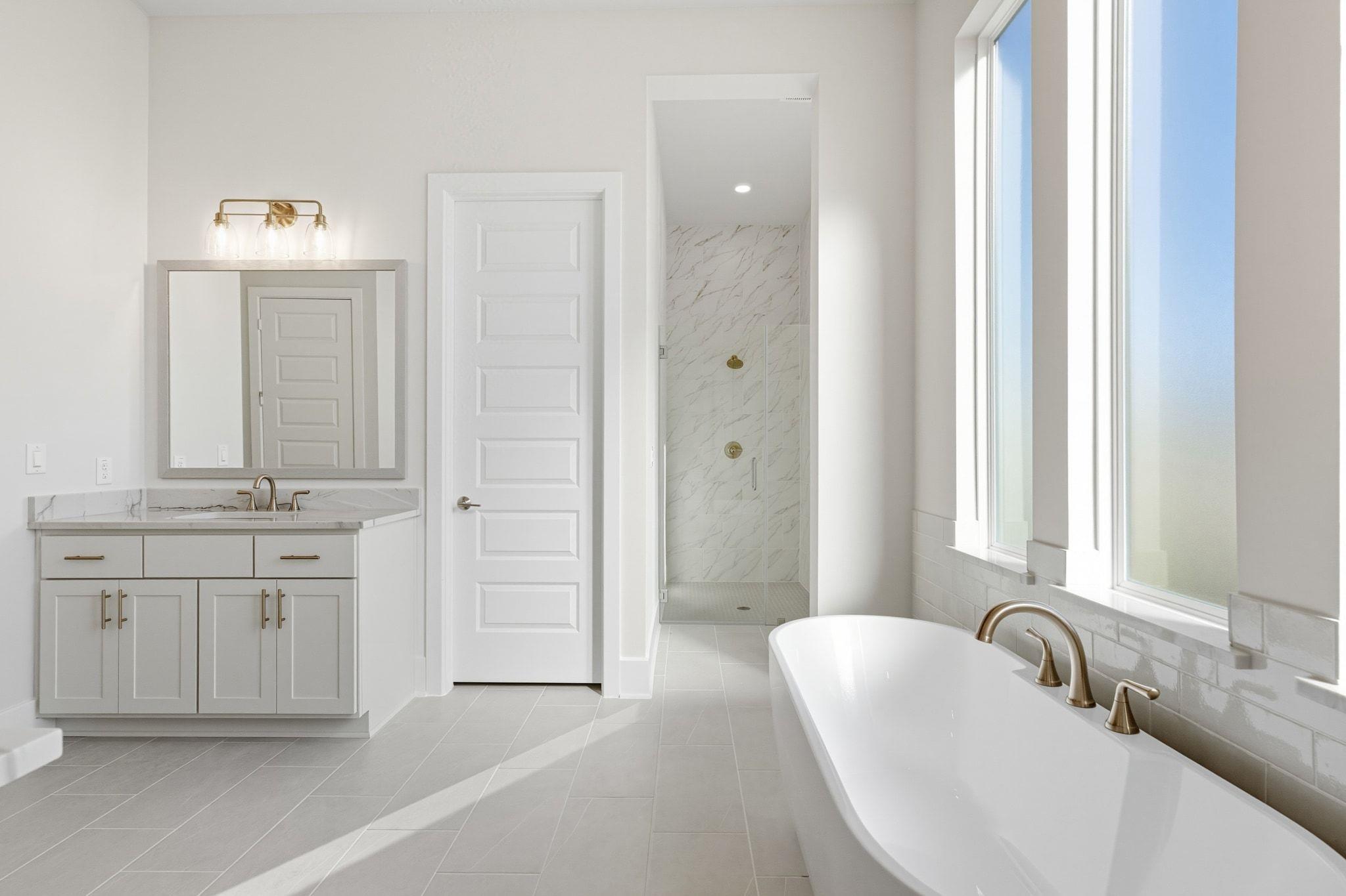 915 Tomichi Bnd, Lakeway, TX 78738