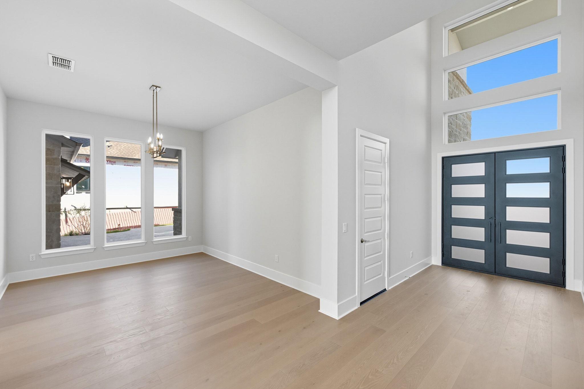 915 Tomichi Bnd, Lakeway, TX 78738