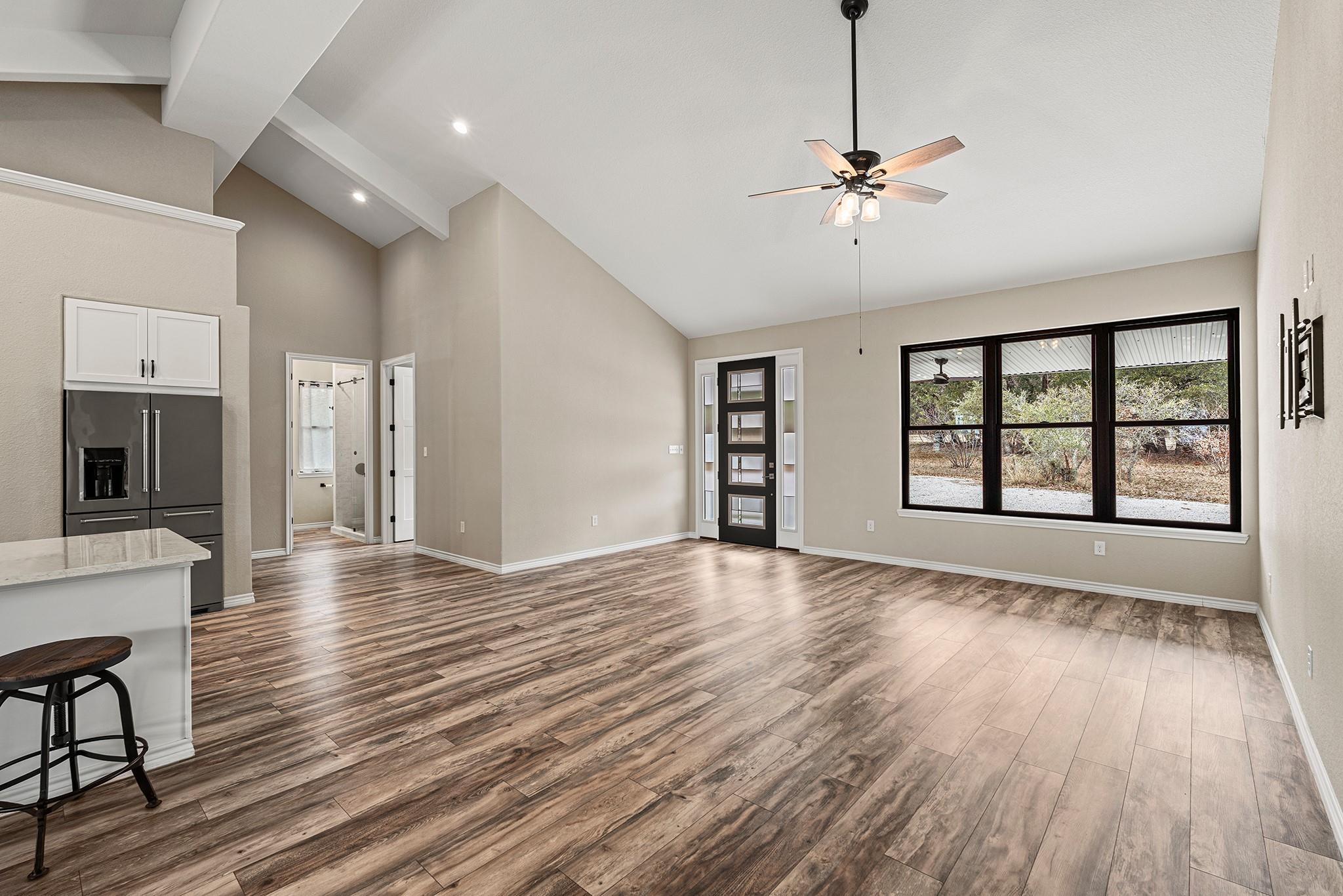 4455 N FM 1174, Bertram, TX 78605