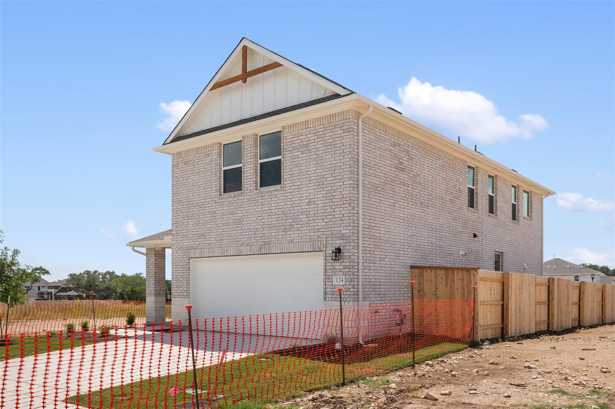 124 Lions Tail Cv, San Marcos, TX 78666