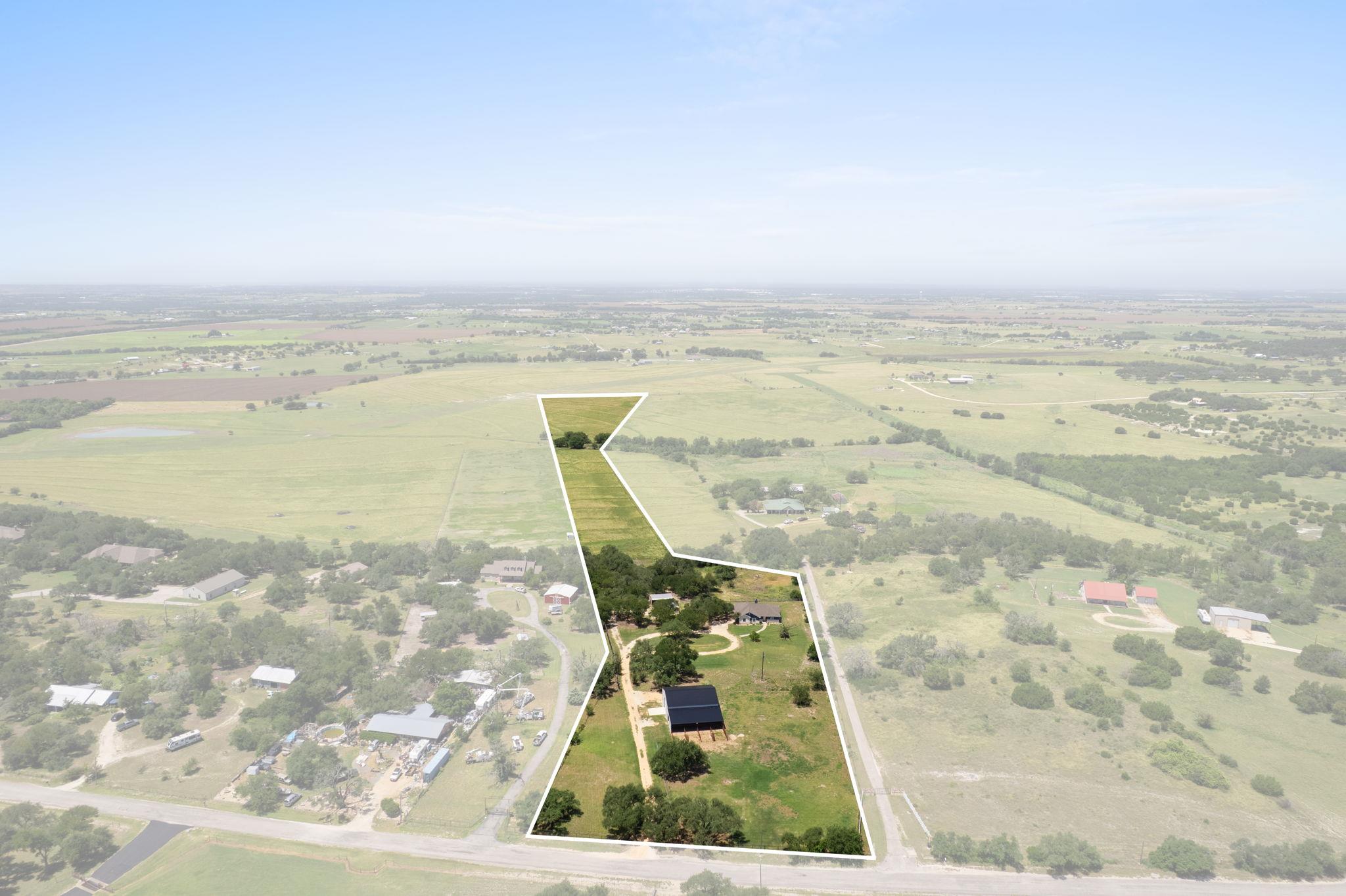 1375 County Road 156, Granger, TX 76530