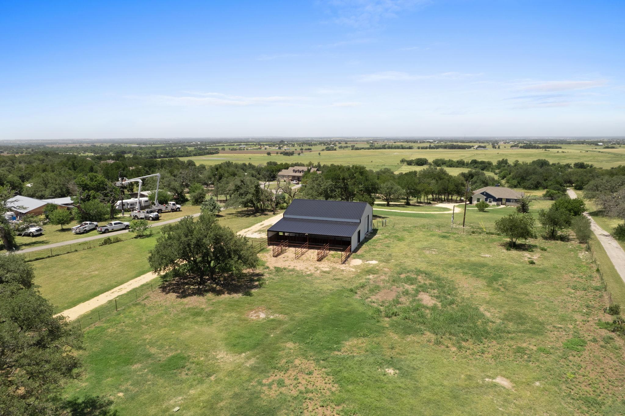 1375 County Road 156, Granger, TX 76530