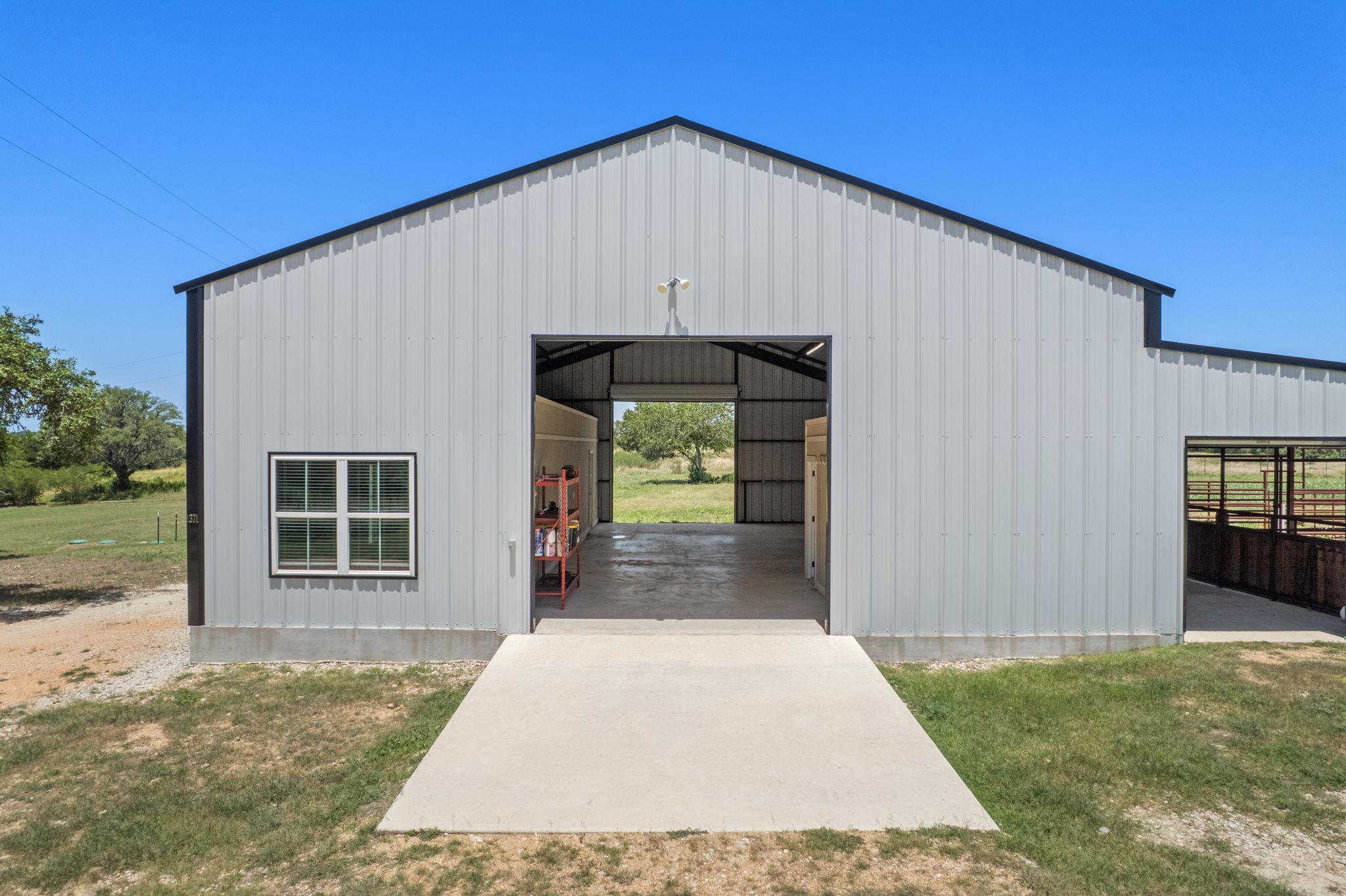 1375 County Road 156, Granger, TX 76530