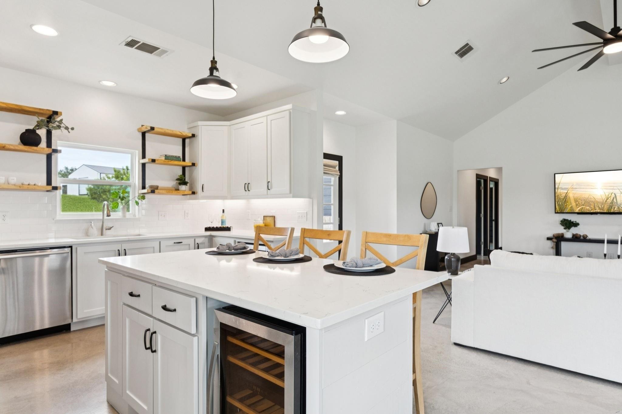 1375 County Road 156, Granger, TX 76530