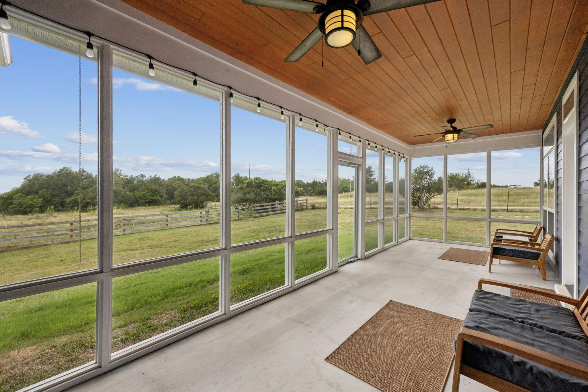 1375 County Road 156, Granger, TX 76530