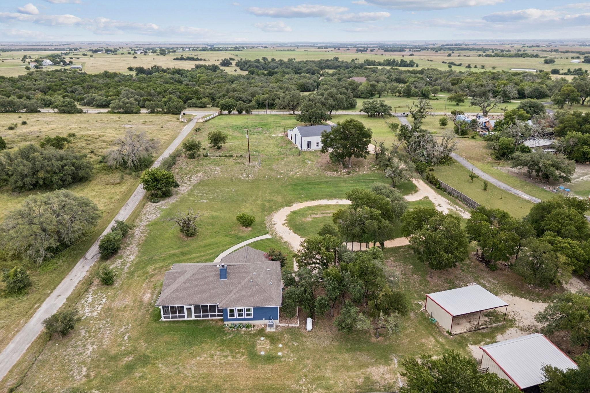 1375 County Road 156, Granger, TX 76530