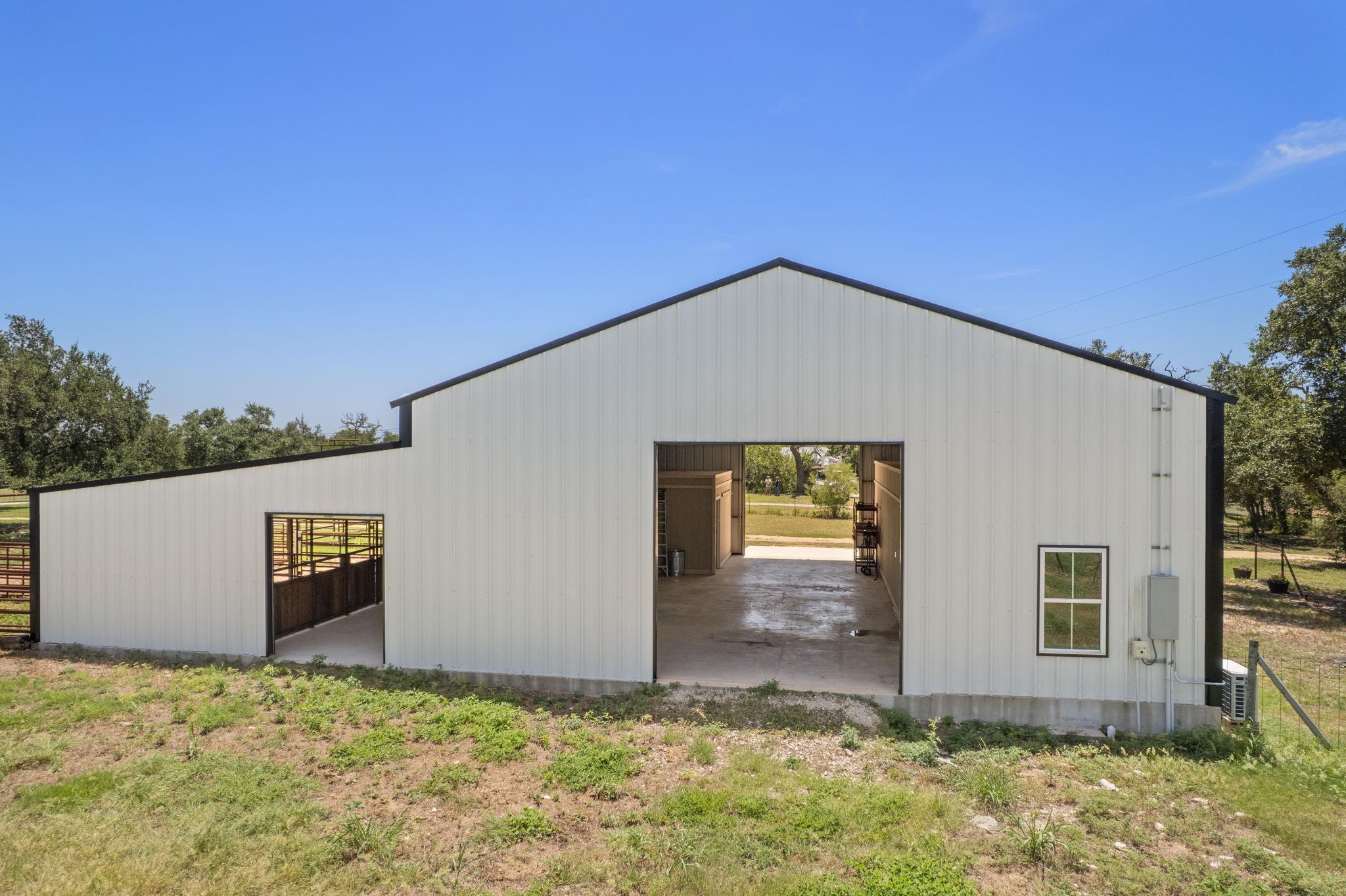 1375 County Road 156, Granger, TX 76530