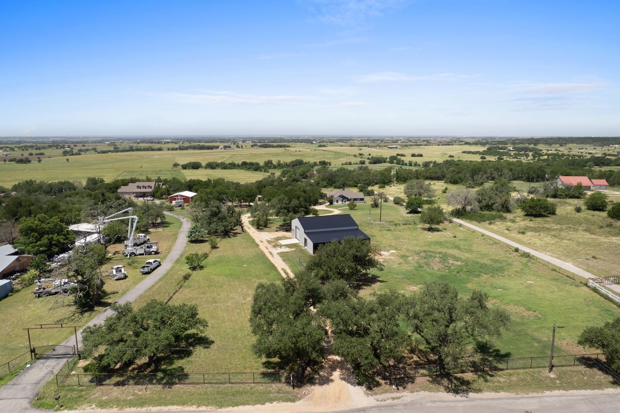 1375 County Road 156, Granger, TX 76530