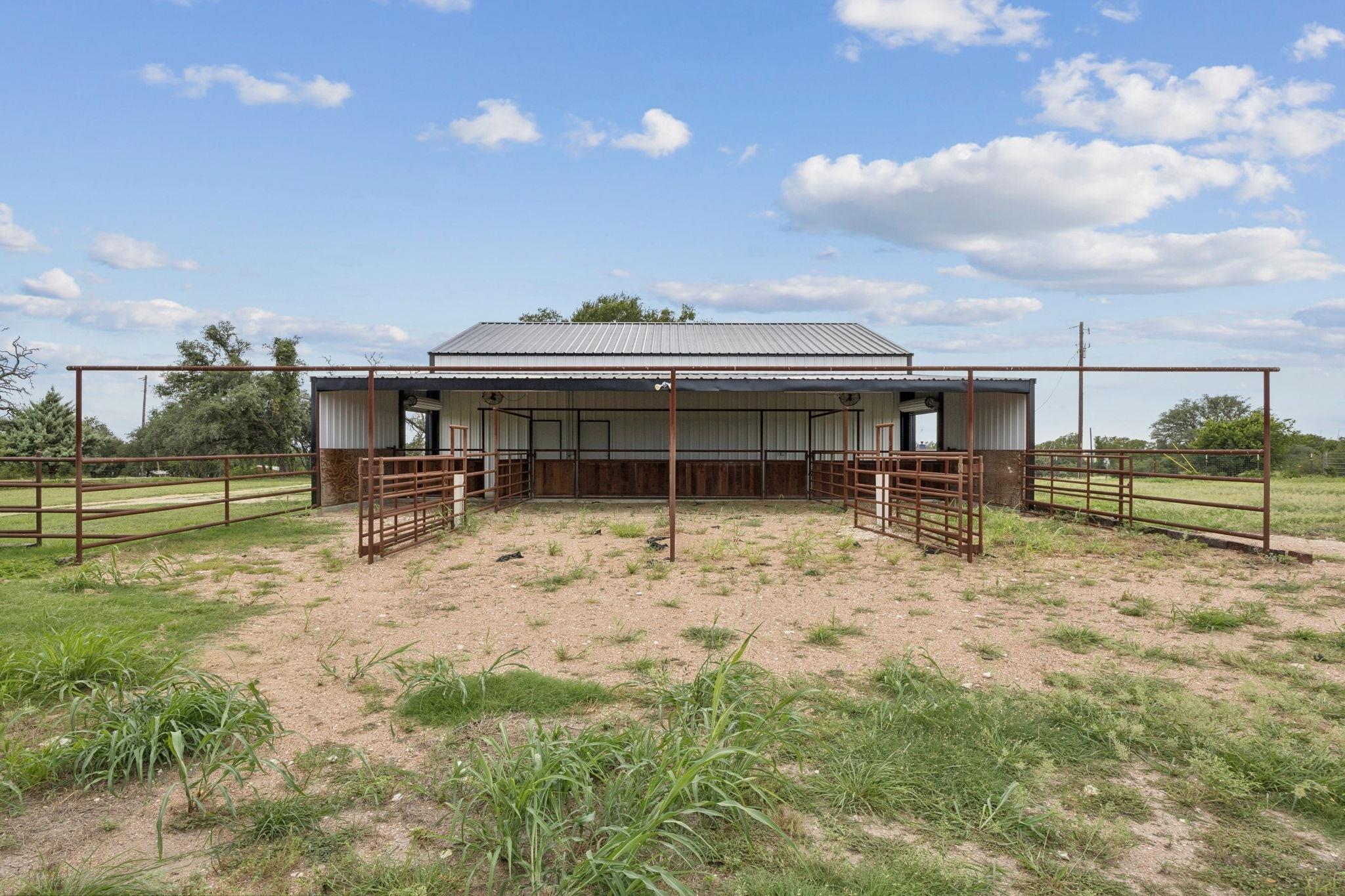 1375 County Road 156, Granger, TX 76530