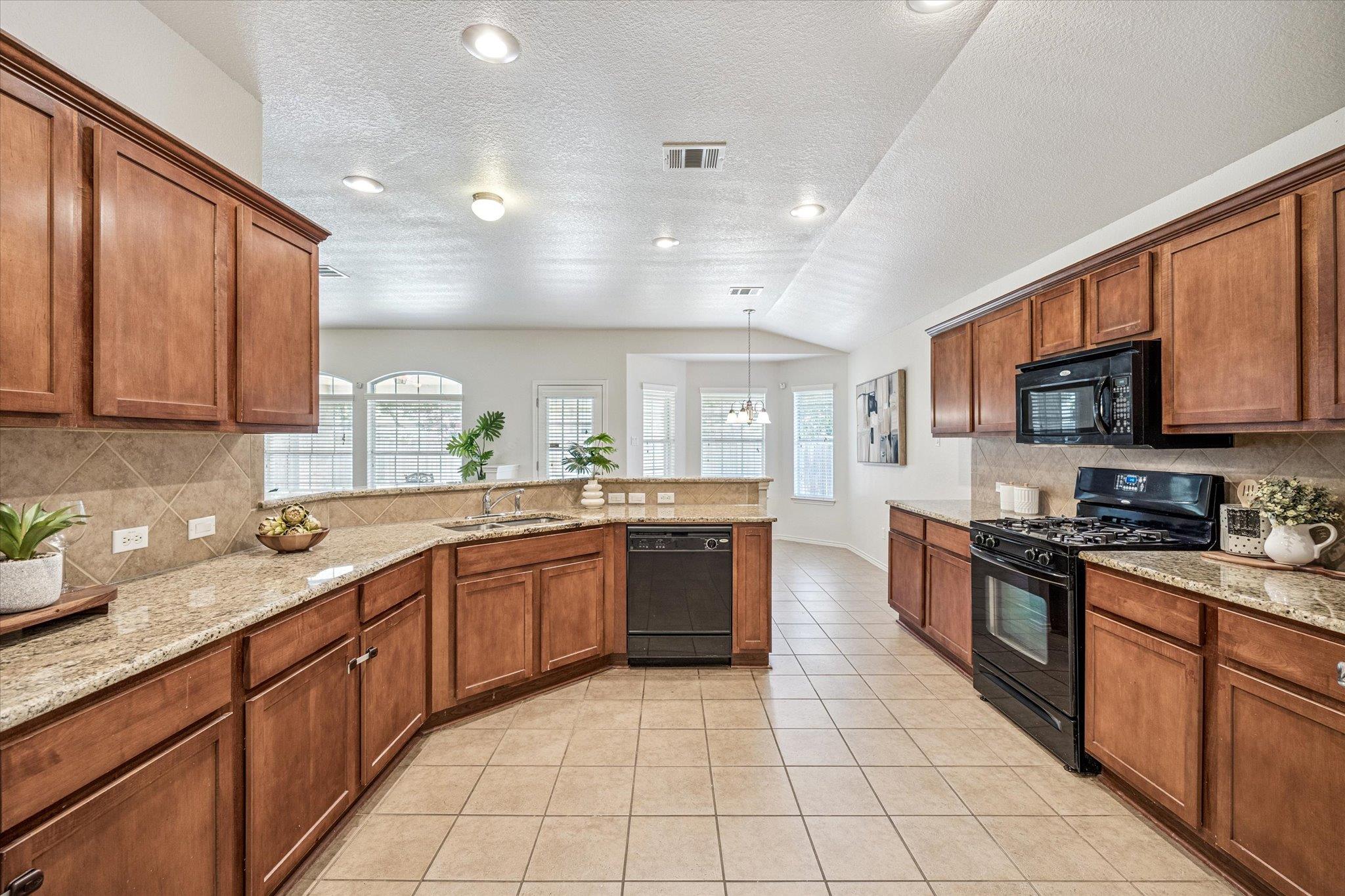 14500 Homestead Village Cir, Austin, TX 78717