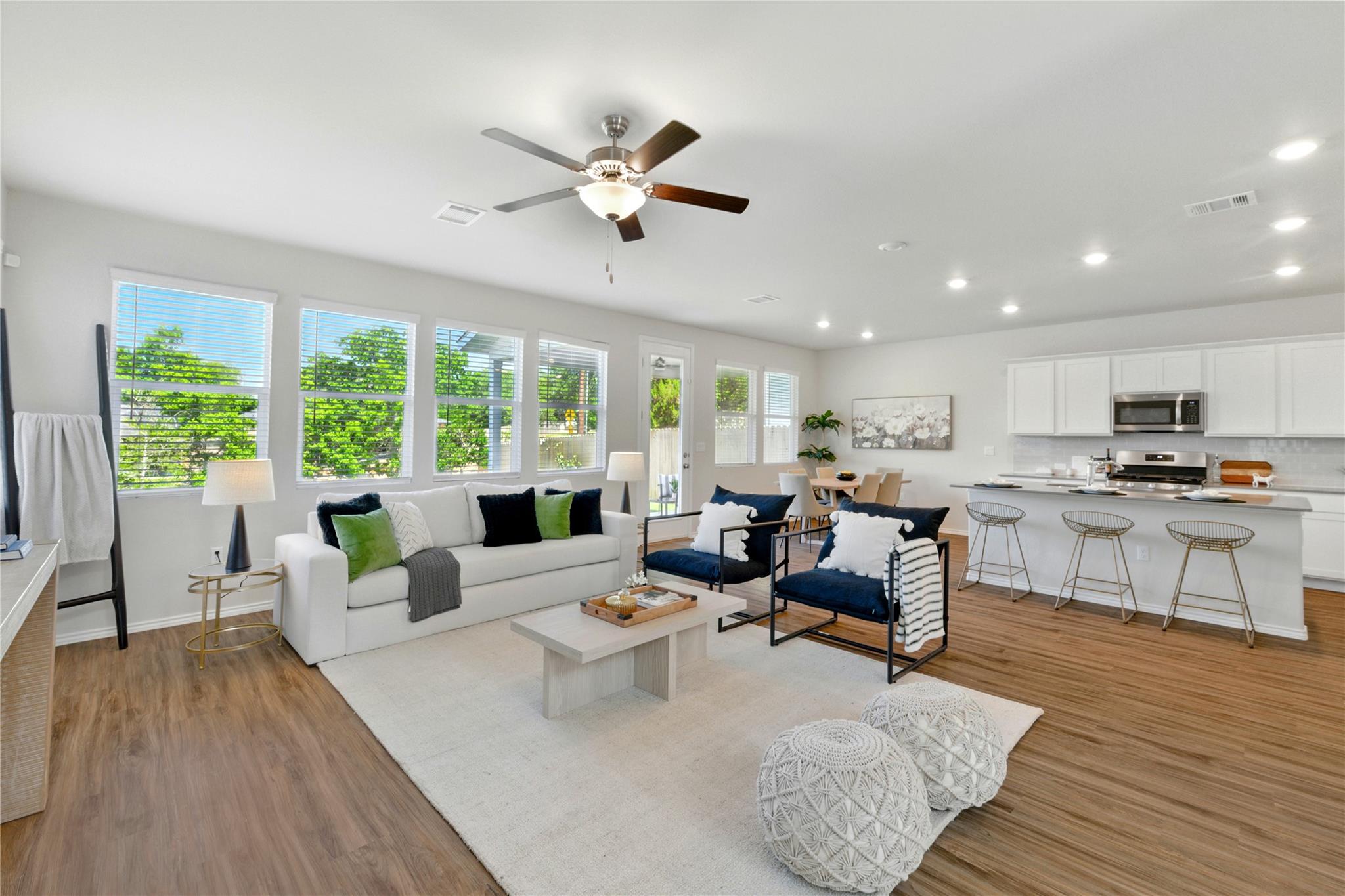 10207 Buster Dr, Austin, TX 78748