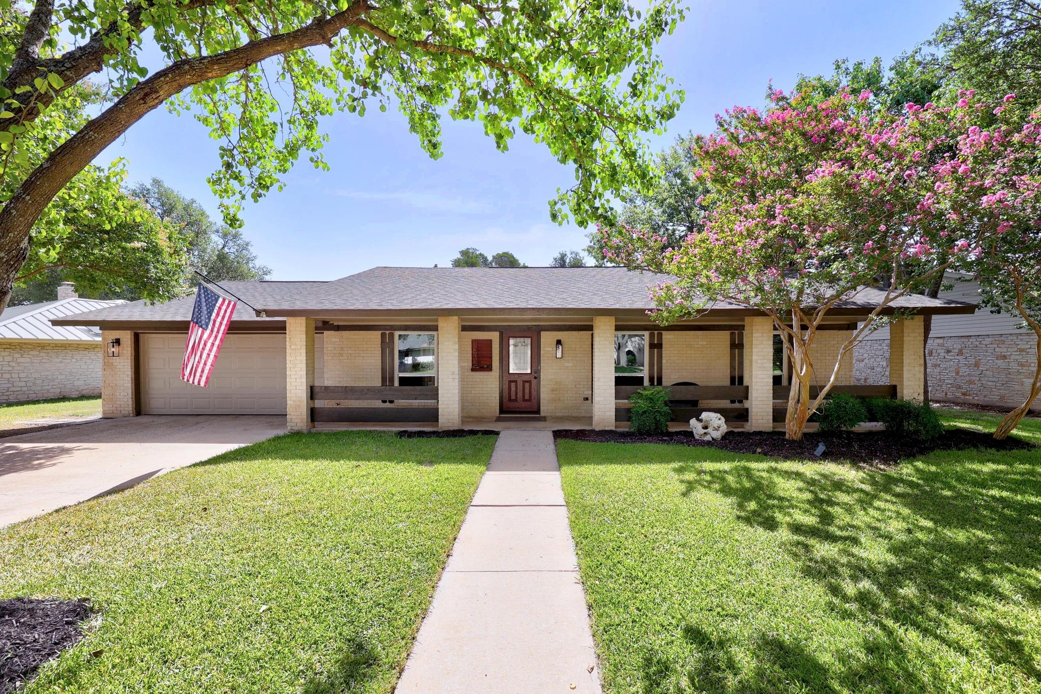 1303 Lime Rock Dr, Round Rock, TX 78681