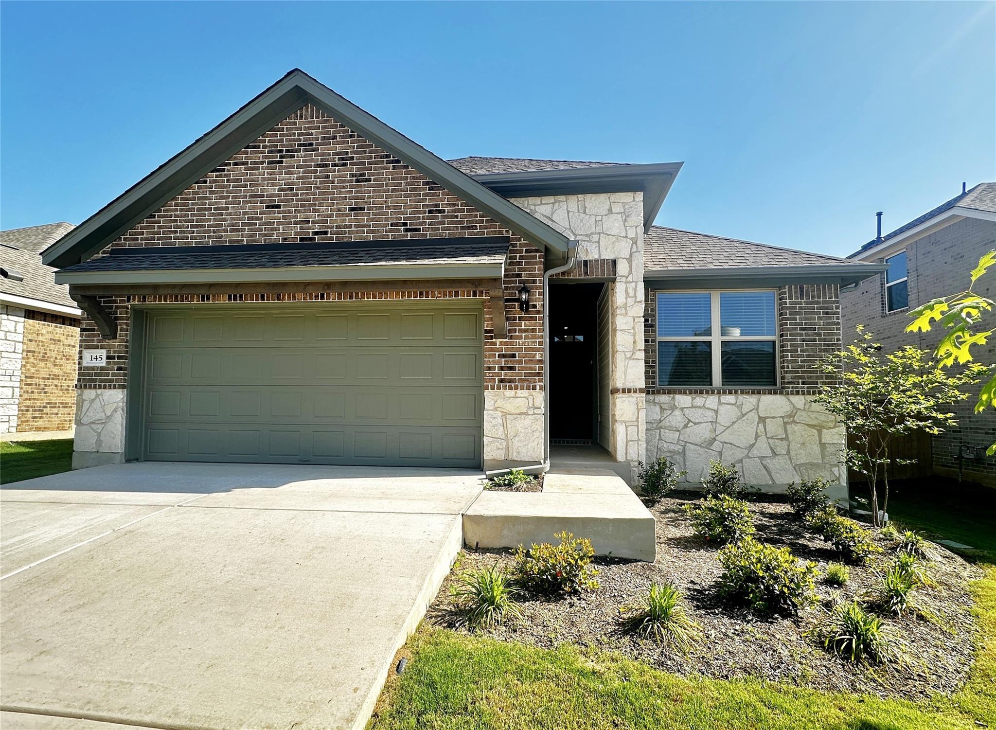 145 Rita Blanca Bnd, Bastrop, TX 78602