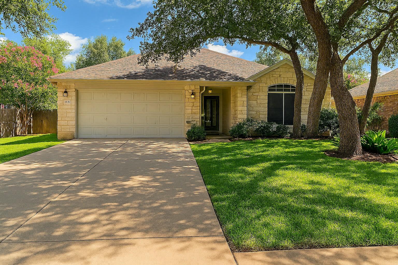 4821 Chesney Ridge Dr, Austin, TX 78749