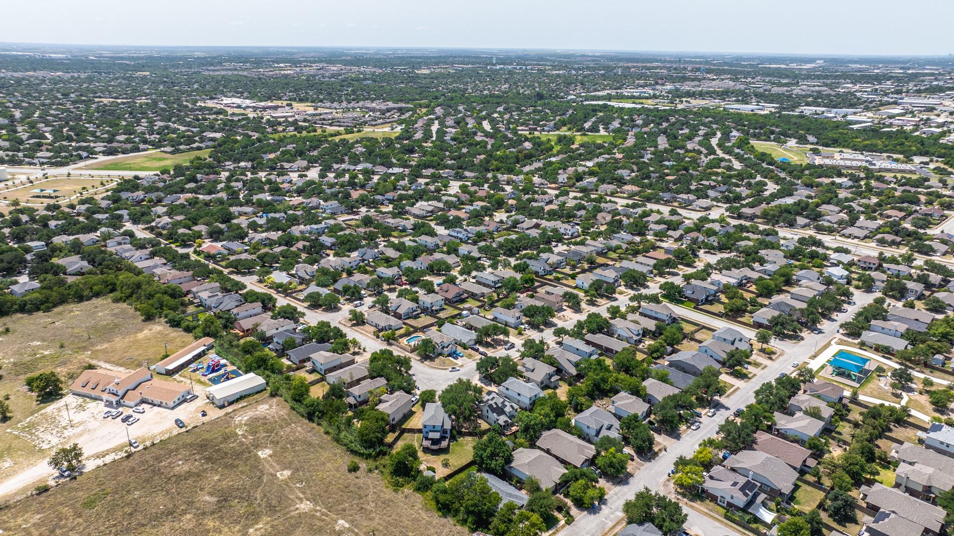 17414 Valentine Dr, Round Rock, TX 78664