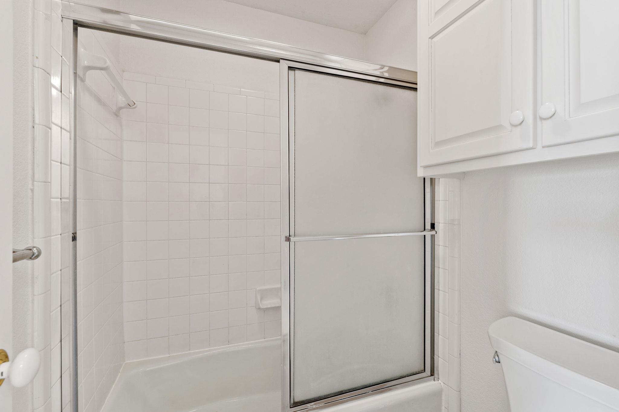 625 Horseshoe Bay Blvd, Horseshoe Bay, TX 78657