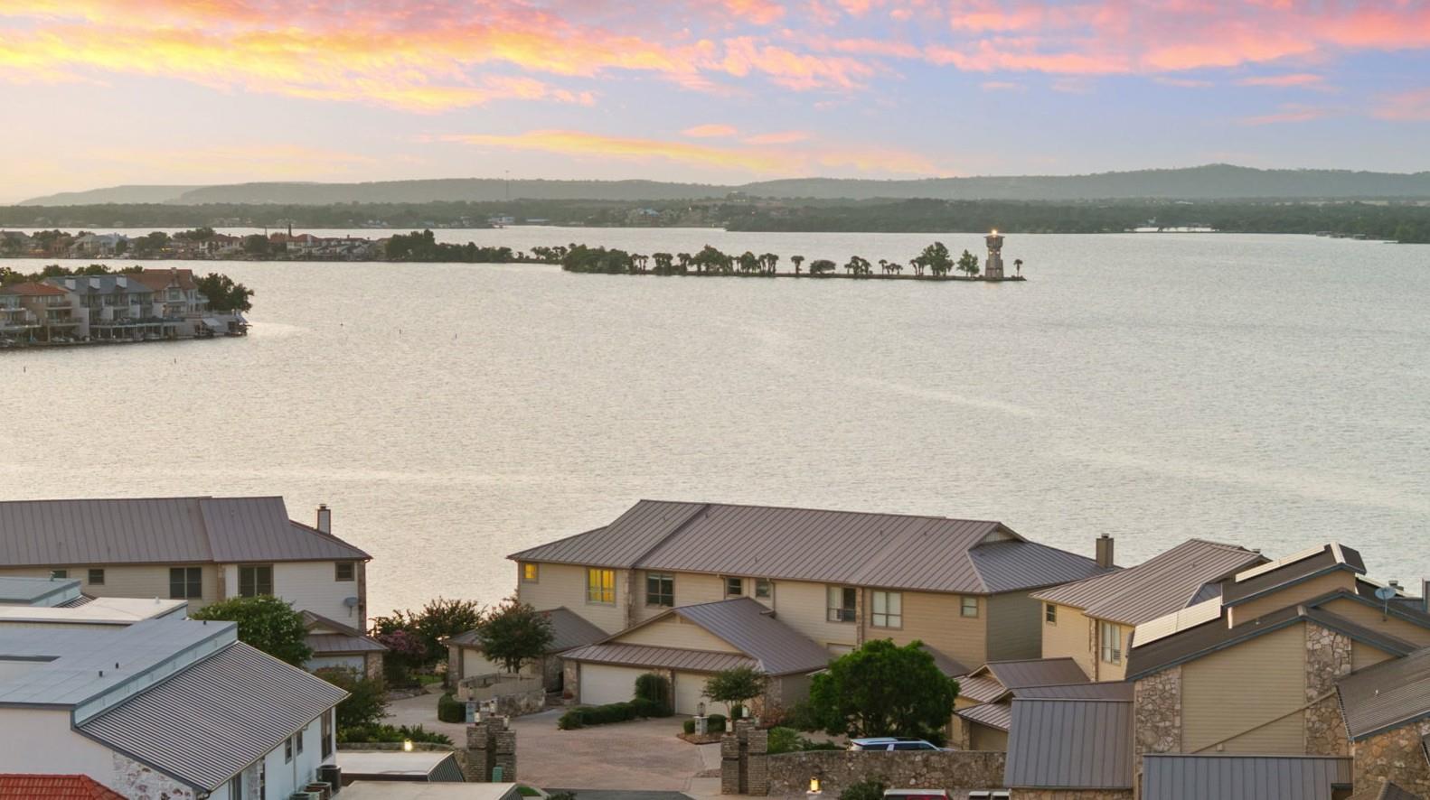 625 Horseshoe Bay Blvd, Horseshoe Bay, TX 78657