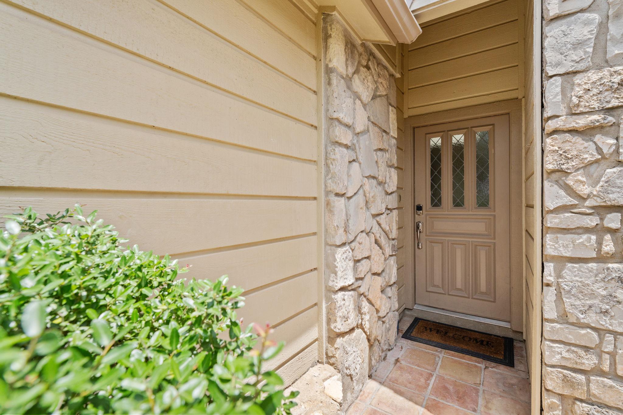 625 Horseshoe Bay Blvd, Horseshoe Bay, TX 78657