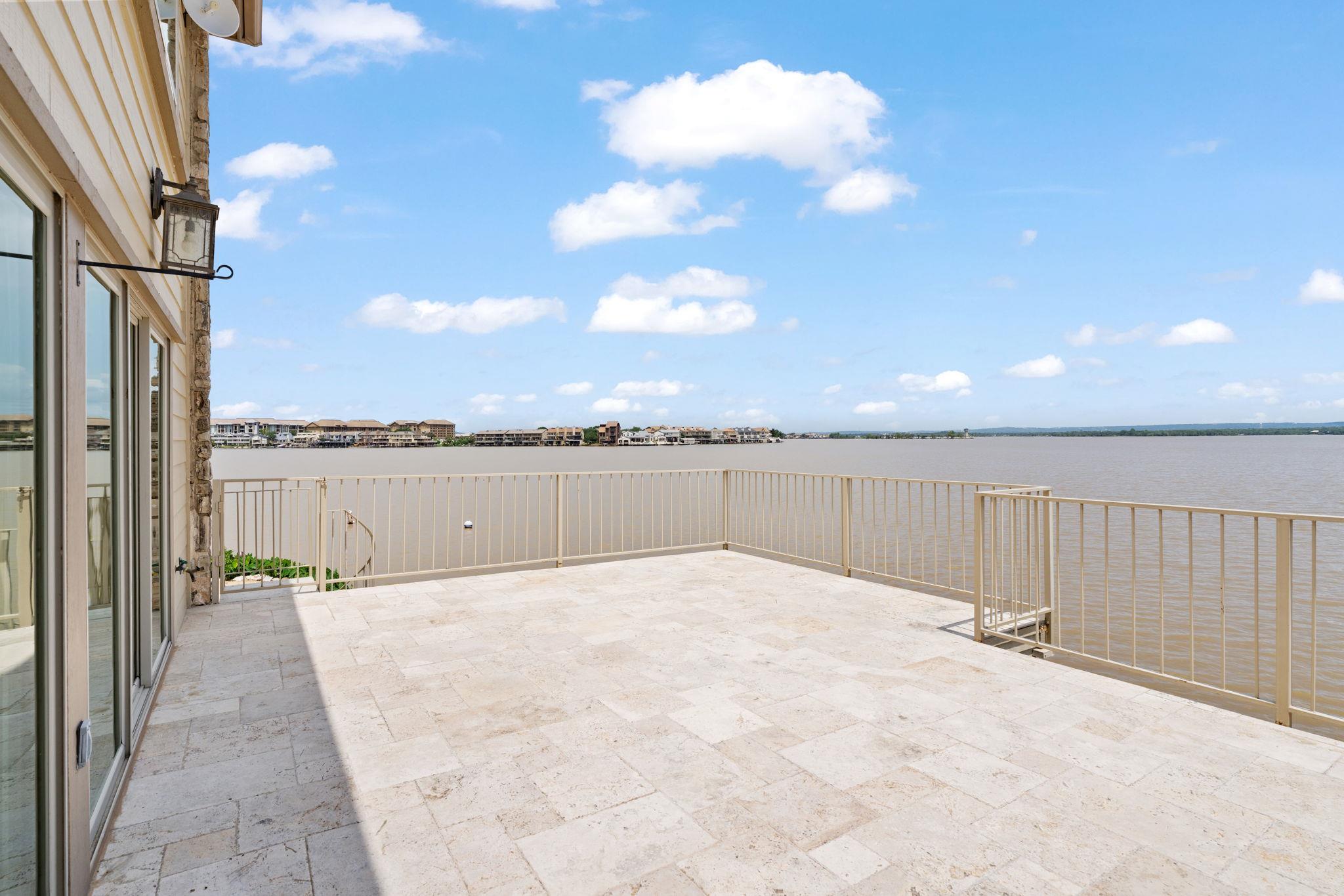 625 Horseshoe Bay Blvd, Horseshoe Bay, TX 78657