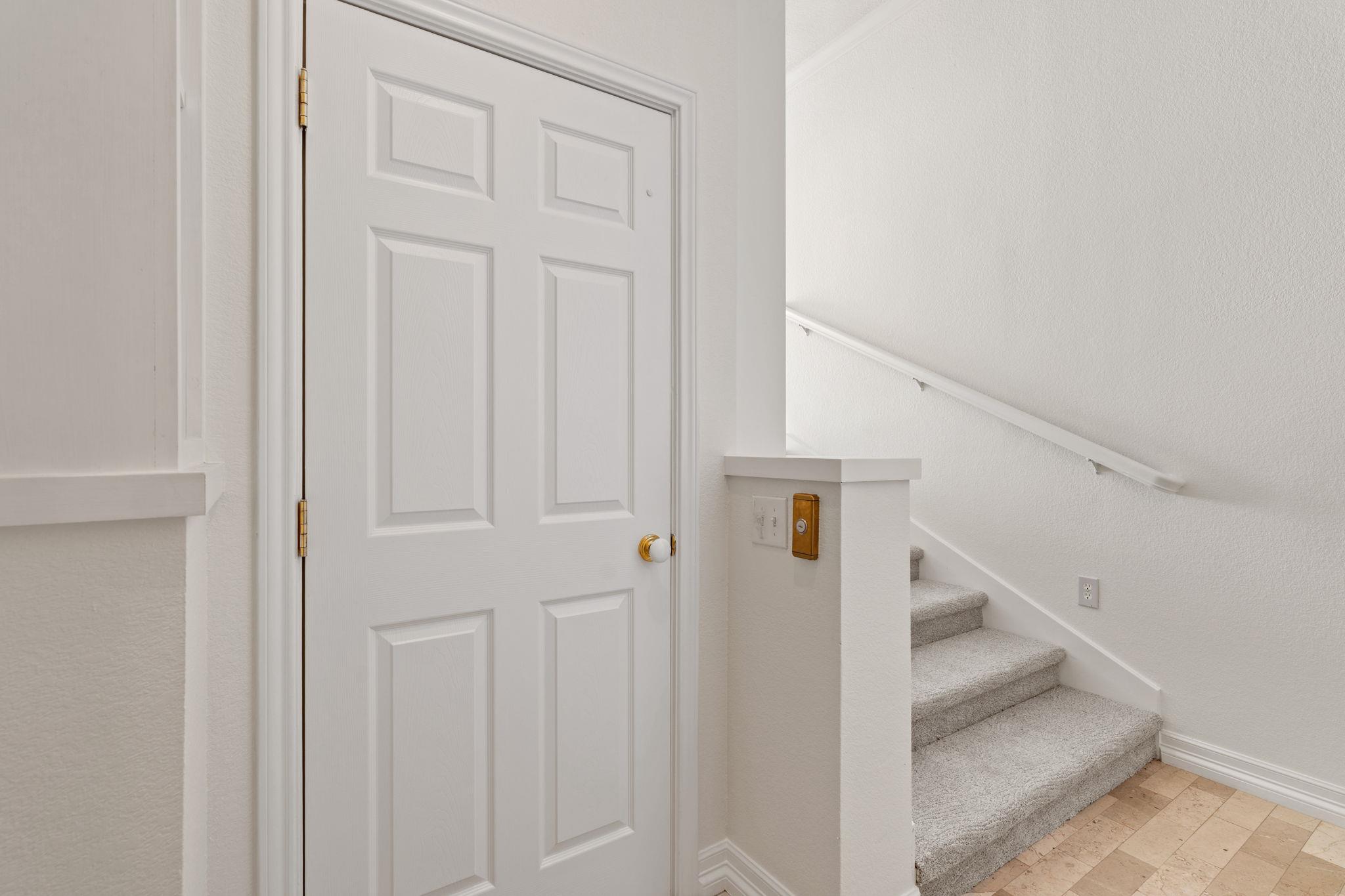 625 Horseshoe Bay Blvd, Horseshoe Bay, TX 78657