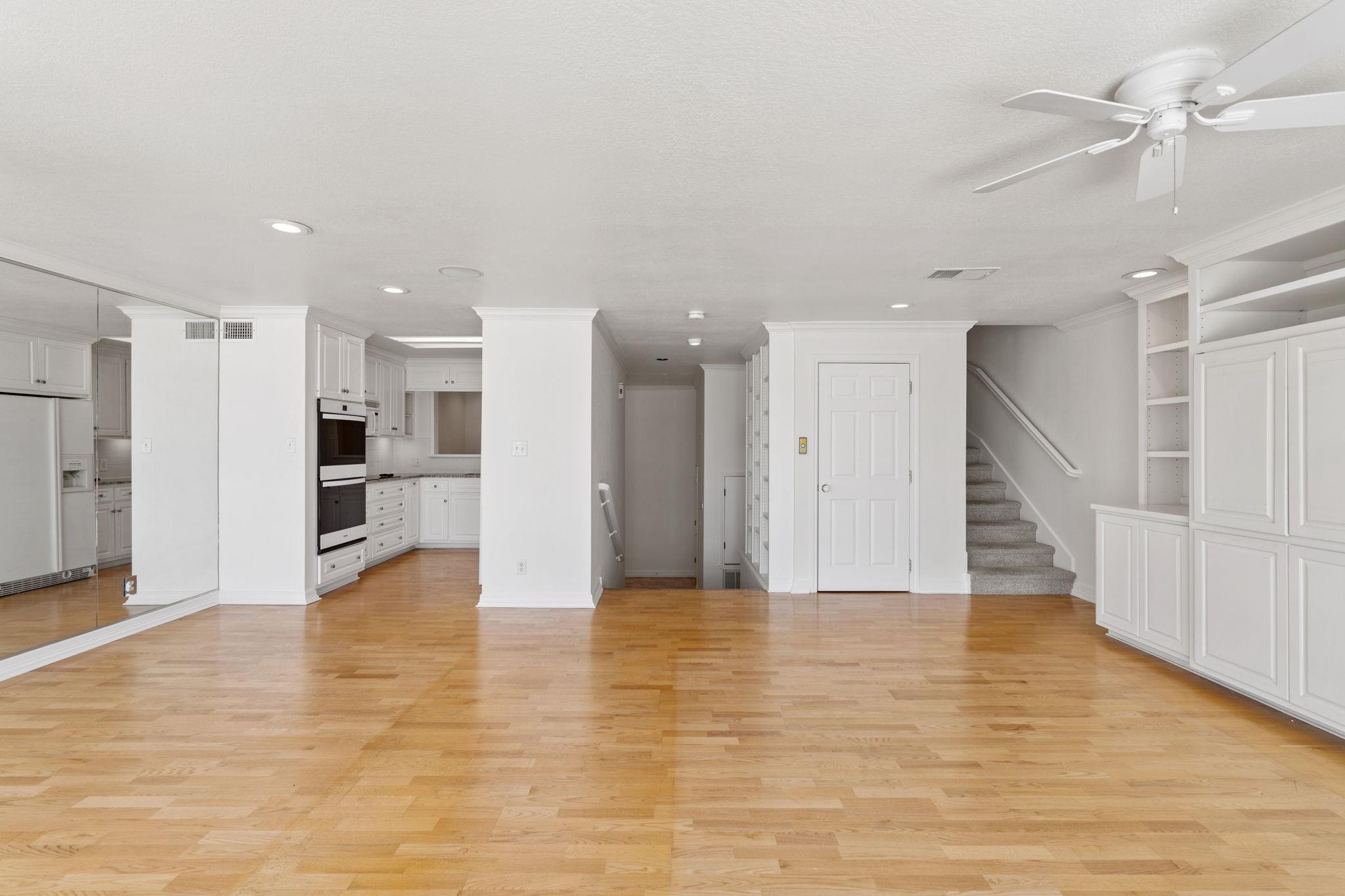 625 Horseshoe Bay Blvd, Horseshoe Bay, TX 78657