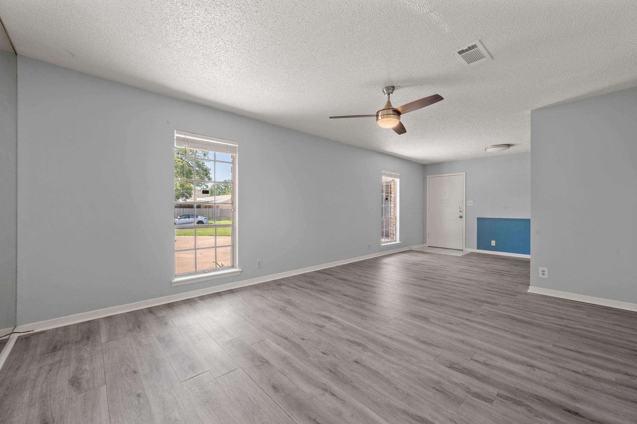 2712 Thrushwood Dr, Austin, TX 78757