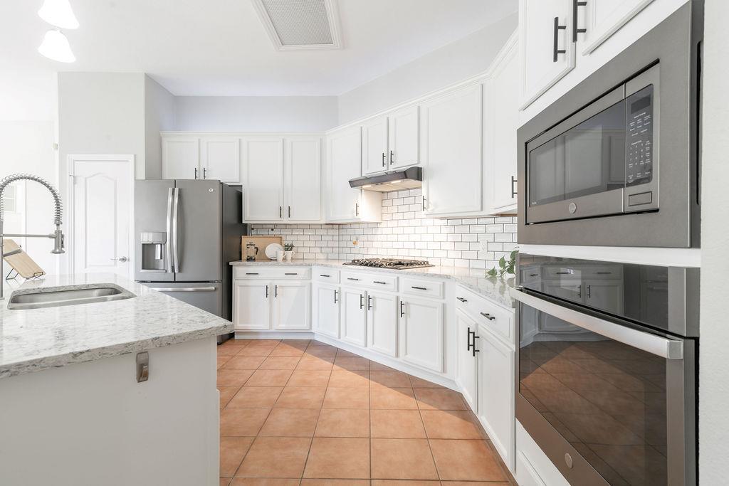 1409 Emblem Dr, Pflugerville, TX 78660