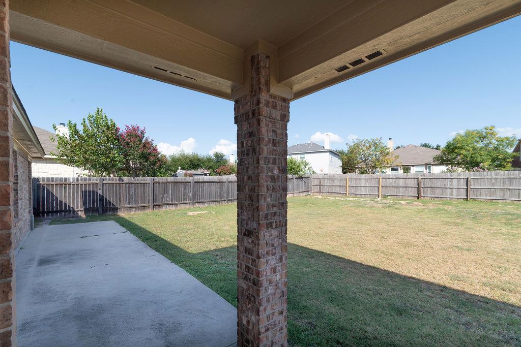 1409 Emblem Dr, Pflugerville, TX 78660