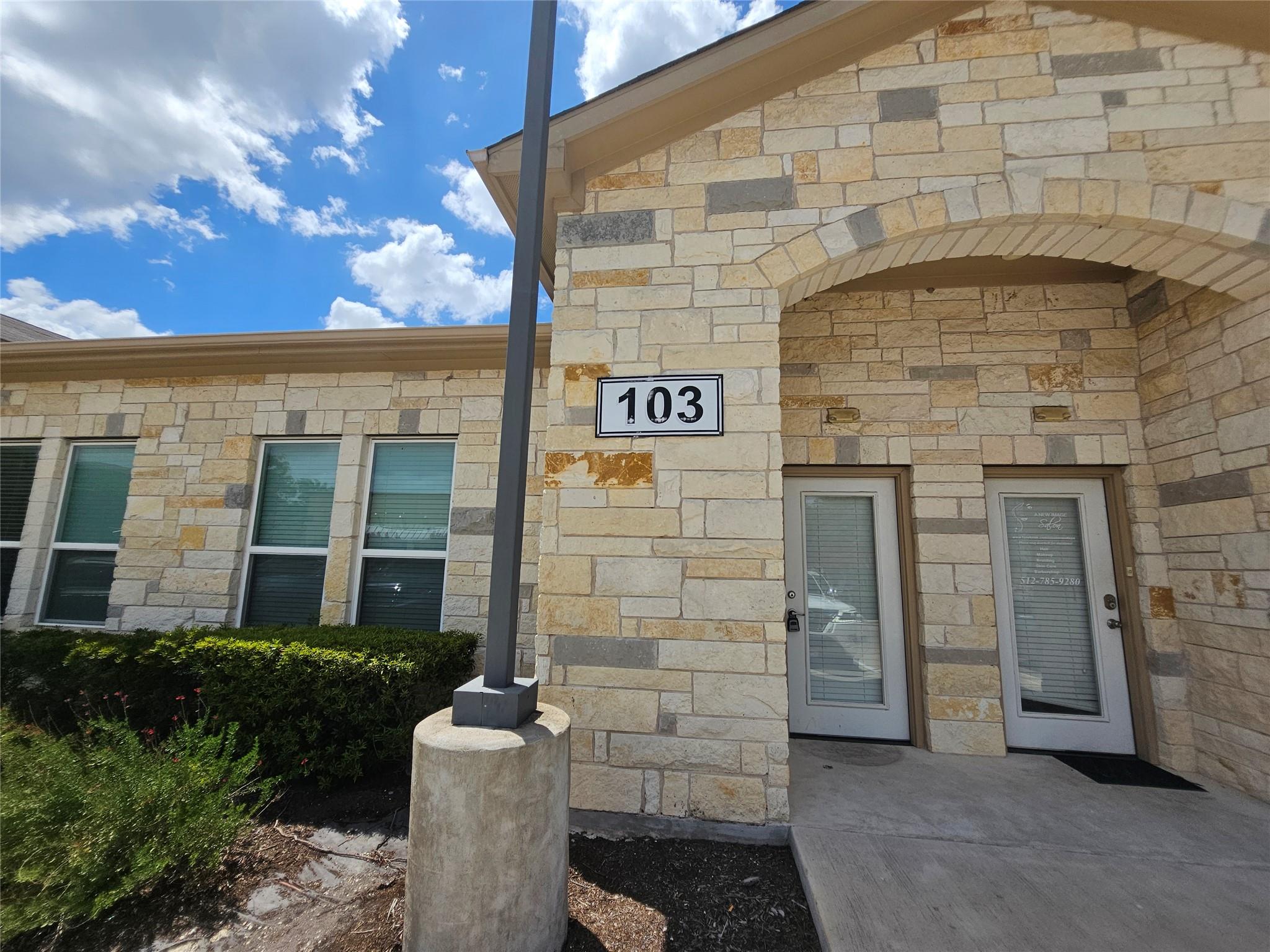 1009 W Pecan St # 103, Pflugerville, TX 78660
