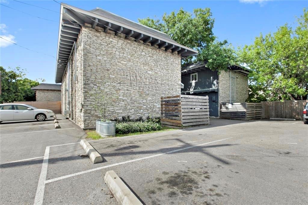 2301 Ohlen Rd # 210, Austin, TX 78757