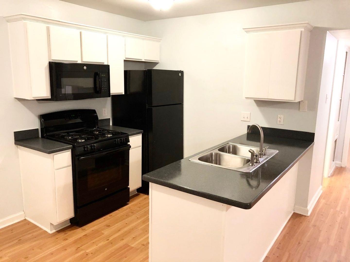 2301 Ohlen Rd # 210, Austin, TX 78757