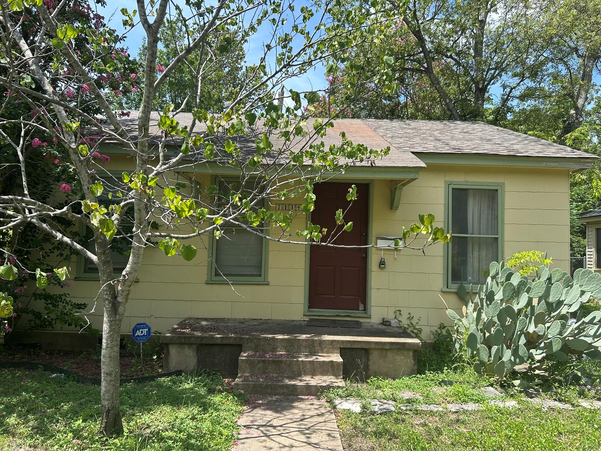 2114 Rountree Dr, Austin, TX 78722