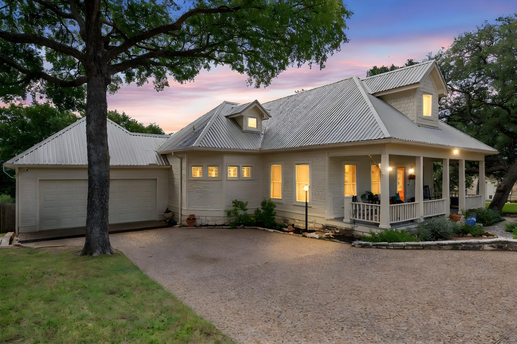 407 Crestview Dr, Marble Falls, TX 78654